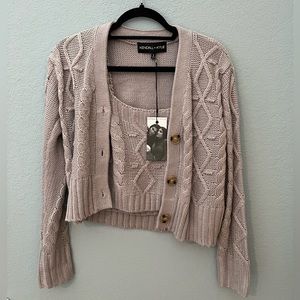 NWT Kendall & Kylie Sweater Set